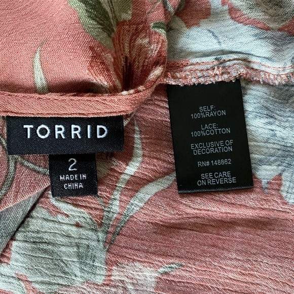 Torrid Floral Blouse with lace, tassel and bell sleeves. Size: 2X - Picture 11 of 11
